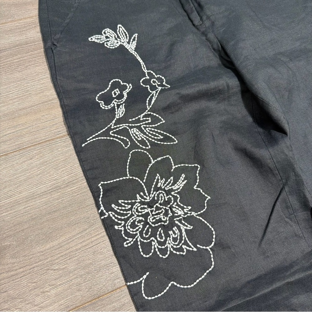 Cortefiel Black Linen Pants%100 LINEN with White Floral Embroidery-BRAND NEW - Picture 3 of 8